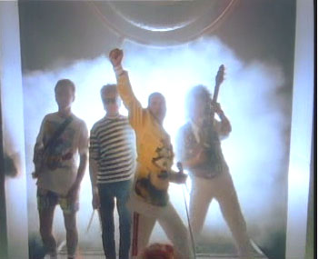 Imagenes del Video The Miracle